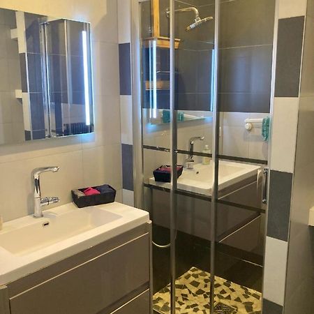 T3 Lumineux Avec Parking Prive Apartment Strasbourg Luaran gambar