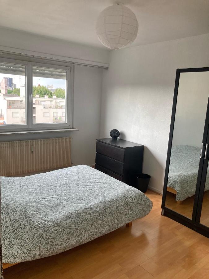 T3 Lumineux Avec Parking Prive Apartment Strasbourg Luaran gambar
